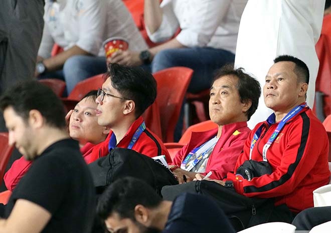 HLV Park Hang-seo cử gián điệp đi xem giò Iran và Yemen