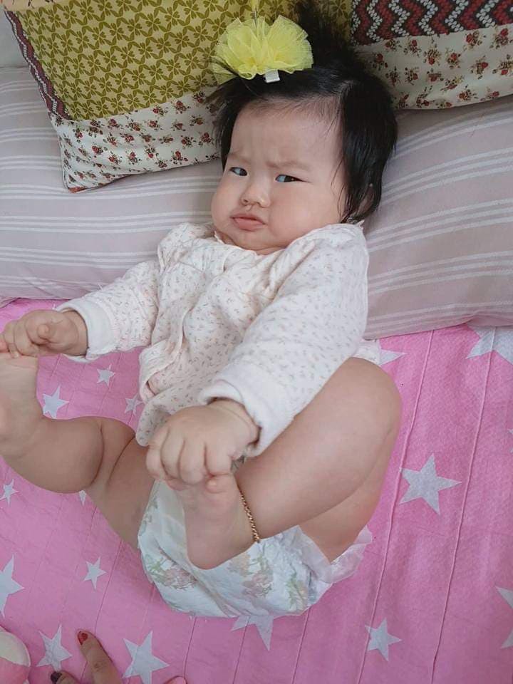 Bức ảnh con gái khi ở nhà và khi ra đường khiến dân mạng cười té ghế, nhưng sự thật lại là thế này