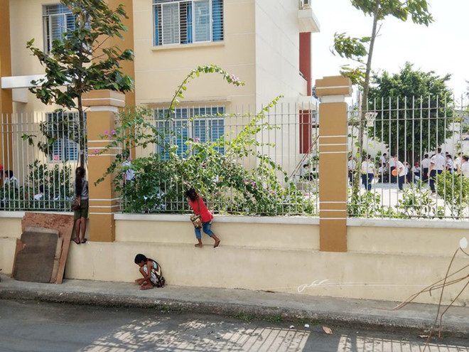 Cậu bé vùng cao ngủ gật và loạt ảnh khiến bạn rơi nước mắt