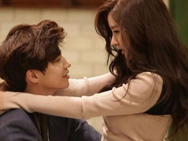 Tỉnh dậy sau đêm tân hôn, tôi chết lặng khi nghe chồng gọi điện cho một người