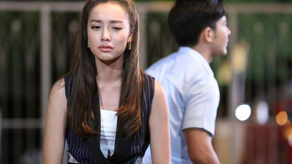 Đêm tân hôn được chồng Việt kiều thưởng nóng nghìn đô, vợ trẻ sốc nặng khi biết nguyên nhân sâu xa