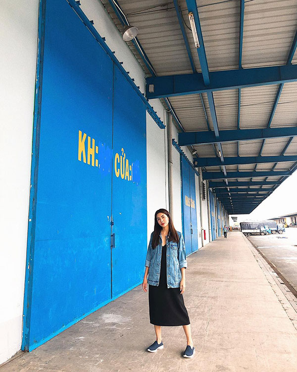 Nói không với cầu kỳ, Hà Tăng cứ để mãi 1 kiểu tóc mà đi đến đâu là tỏa sáng đến đó Nói không với cầu kỳ, Hà Tăng cứ để mãi 1 kiểu tóc mà đi đến đâu là tỏa sáng đến đó