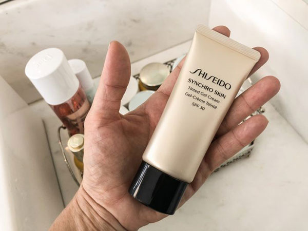 6 món mỹ phẩm đình đám của năm 2018 được các beauty editor đánh giá là phải có trong năm 2019