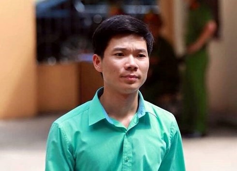 Vợ BS Hoàng Công Lương chua xót: Chồng như biến thành người khác tôi không thể nhận ra