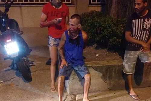 Nữ võ sĩ UFC đánh cướp giữa phố