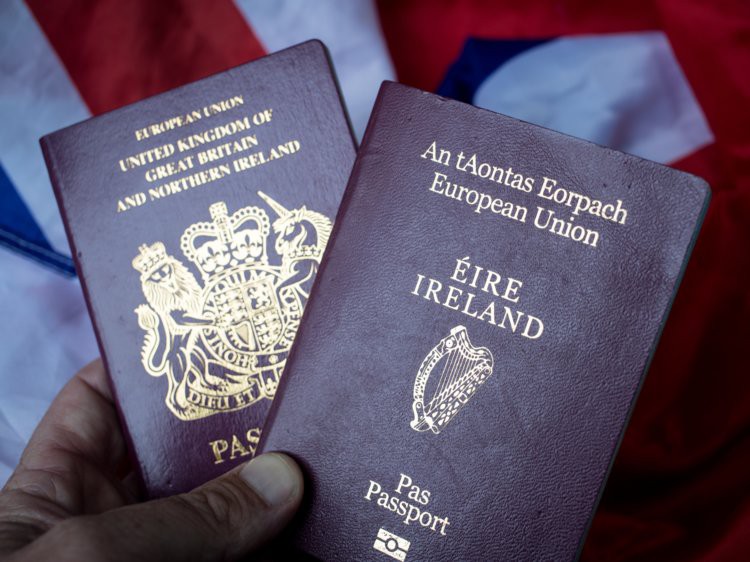 Góc khuất đằng sau những cuốn hộ chiếu đầy quyền lực: Mọi thứ đều được giải quyết bằng tiền