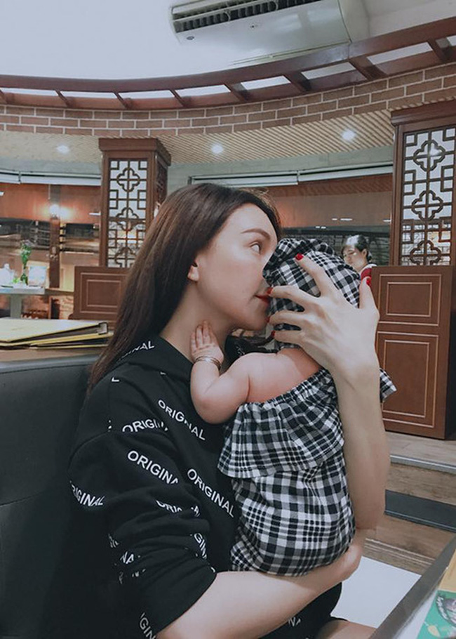 Lý do đặc biệt khiến hàng loạt sao nữ hạng A rủ nhau bầu bí, đẻ con trong năm 2018