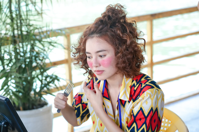 Ninh Dương Lan Ngọc rụng hết tóc sau khi quay She was pretty bản Việt