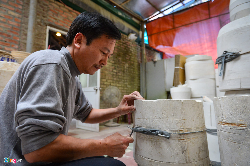 Lợn đất dát vàng giá hàng chục triệu cho nhà giàu chơi Tết