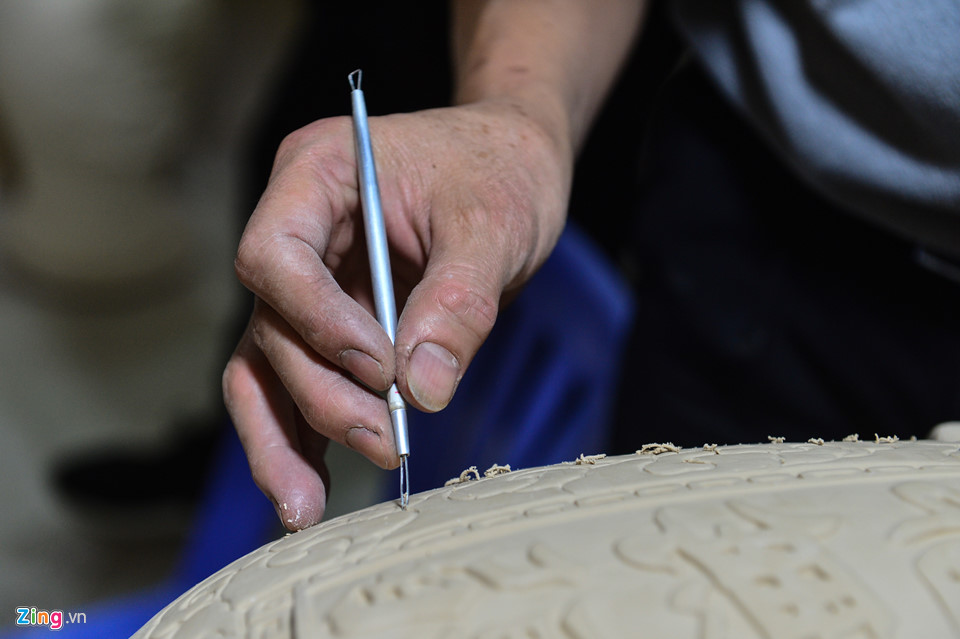 Lợn đất dát vàng giá hàng chục triệu cho nhà giàu chơi Tết