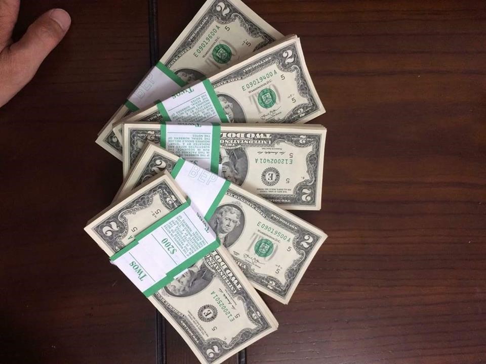 Ngân hàng không in tiền lẻ mới nhưng ngoài chợ đen bao nhiêu cũng có