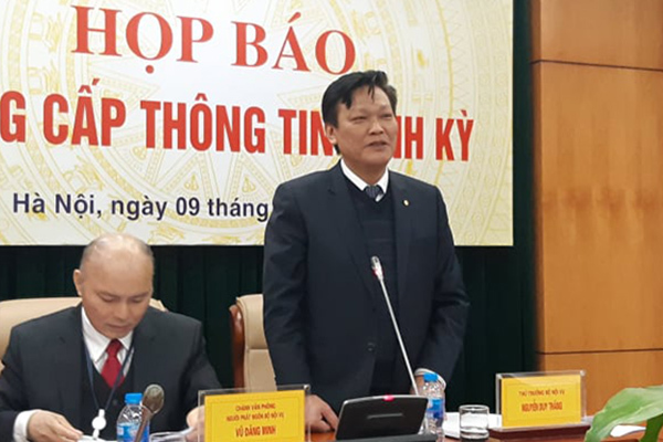 Bổ nhiệm thần tốc con gái Chủ tịch An Giang: Bộ Nội vụ rà soát ngay