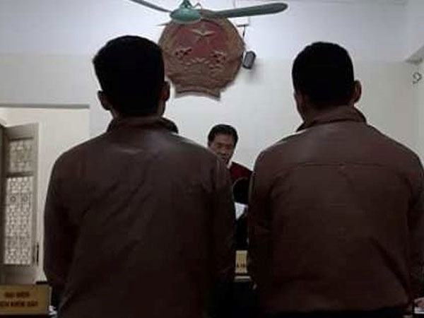 Bộ đôi cướp giật ở cửa hàng vàng bị bắt vì phối hợp không ăn ý