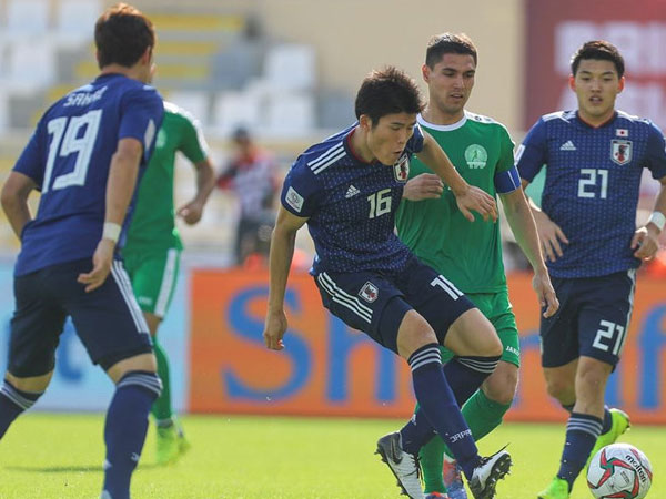 Nhật Bản 3-2 Turkmenistan: Tiền đạo Bundesliga tỏa sáng