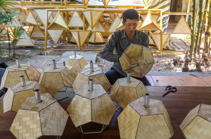 Mô hình đàn heo sắp ra đường hoa Nguyễn Huệ