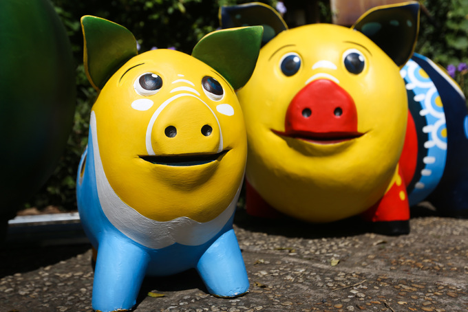 Mô hình đàn heo sắp ra đường hoa Nguyễn Huệ