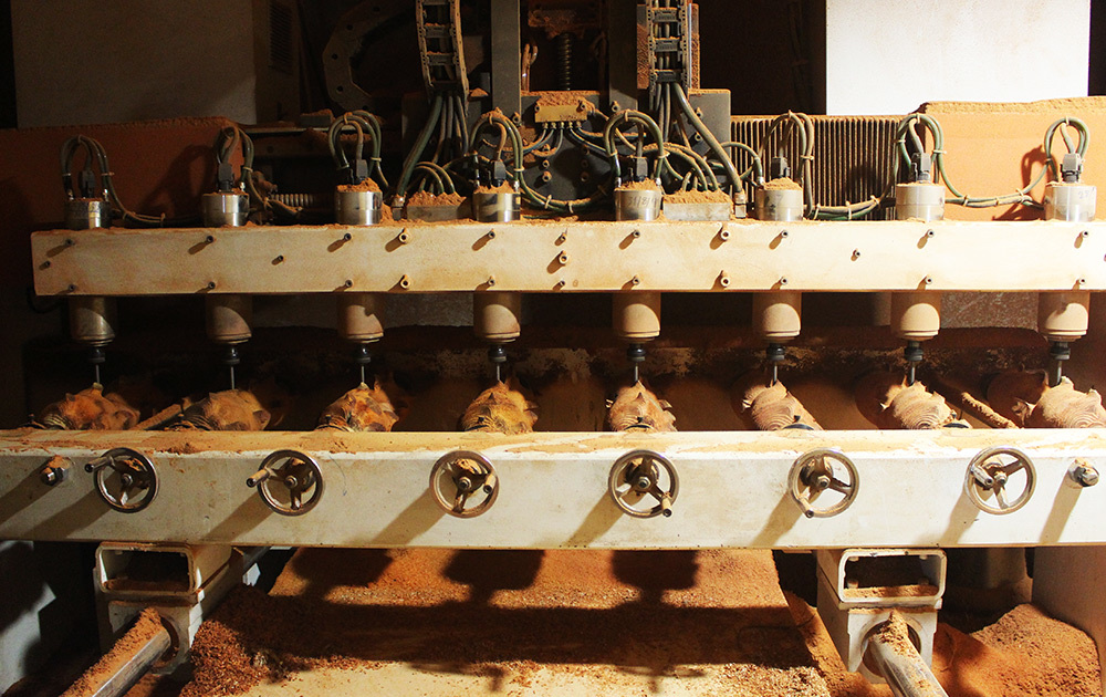 Heo gỗ, ỉn mạ vàng cháy hàng trước Tết Kỷ Hợi