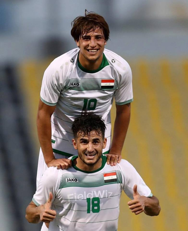 Tiền đạo 18 tuổi Iraq đẹp trai như tài tử vừa chọc thủng lưới Việt Nam