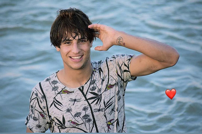 Tiền đạo 18 tuổi Iraq đẹp trai như tài tử vừa chọc thủng lưới Việt Nam