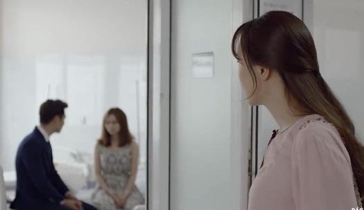 Sau đêm say rượu, tôi khốn đốn trong bẫy tình bởi gã bạn trai của em gái