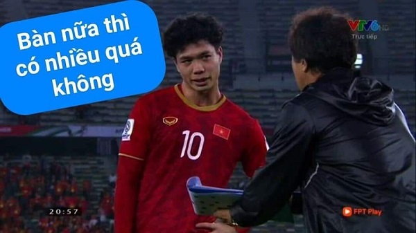 Sau trận đấu căng thẳng với Iraq, Công Phượng lại một lần nữa trở thành tâm điểm chế ảnh của cư dân mạng
