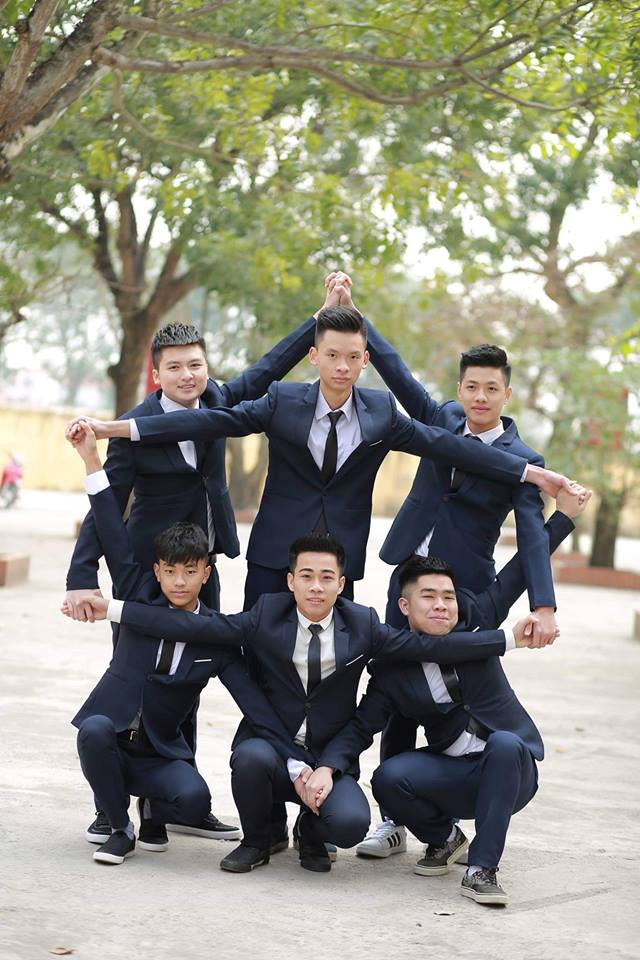 Gợi ý những trào lưu tạo dáng pose ảnh cực độc đáo dành cho hội bạn thân