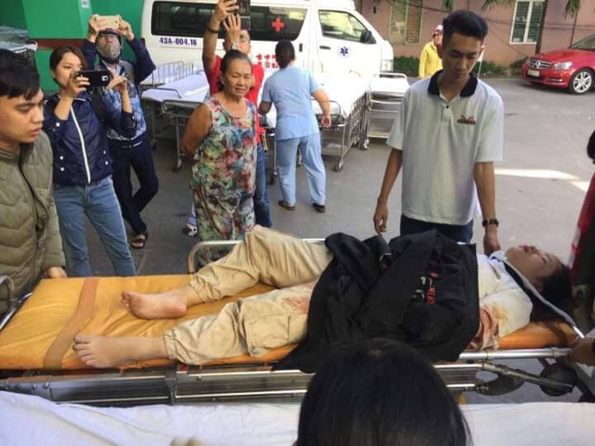 Người cứu 10 nạn nhân vụ xe khách lao xuống đèo Hải Vân: Nhiều em mắc kẹt trong xe gào khóc, kêu cứu thất thanh