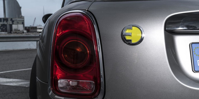 Mini Cooper phiên bản xe điện hiệu suất cao sắp ra mắt