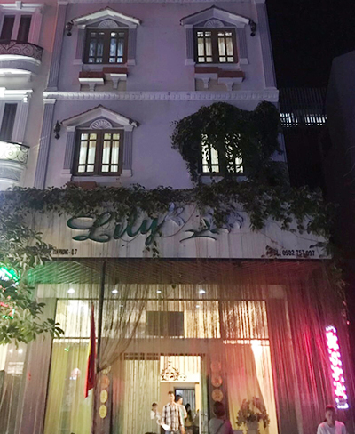 Nữ nhân viên spa ở Sài Gòn bán dâm cho khách nước ngoài