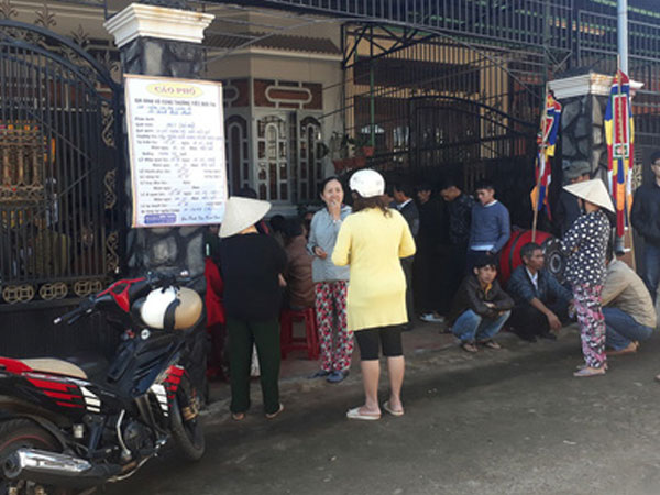 Gánh nợ thay cháu, bị nhóm đòi nợ đánh vỡ gan, tụ máu não, tử vong