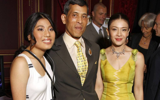 Công chúa Thái và phong cách thời trang nổi bật như fashionista