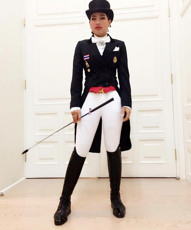 Công chúa Thái và phong cách thời trang nổi bật như fashionista