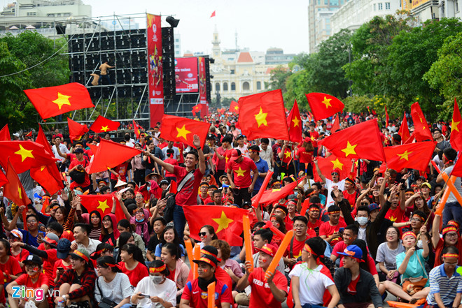 Cấm xe lưu thông trên đường Nguyễn Huệ ngày 13 và 14/1