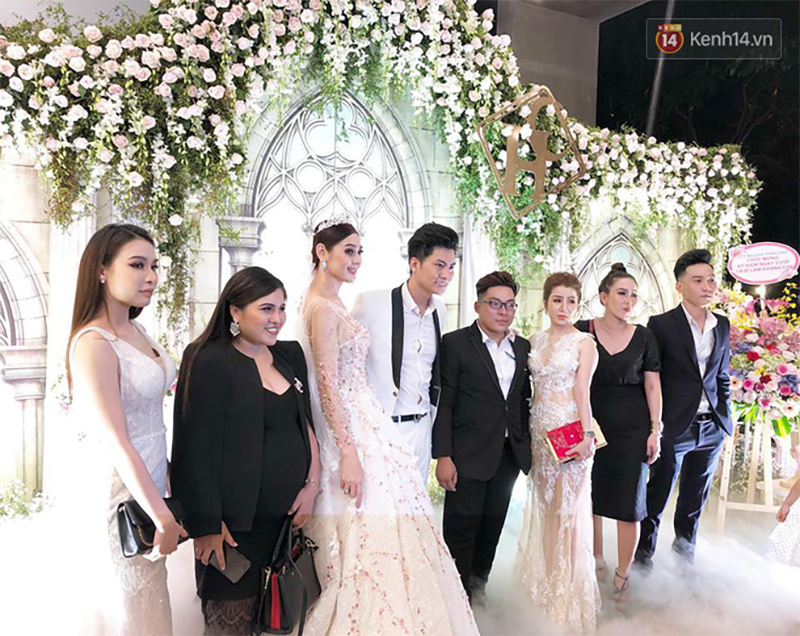 Lâm Khánh Chi tổ chức tiệc kỷ niệm 1 năm đám cưới hoành tráng, tiết lộ tên con trai đầu lòng