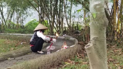 Vụ cô gái chết trong vườn hoa Hà Đông: Bất ngờ kết quả khám nghiệm