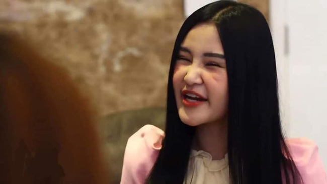 Sau màn trình diễn đảo mắt như rang lạc, những hình ảnh về diện mạo của Lê Âu Ngân Anh bất ngờ gây bão Sau màn trình diễn đảo mắt như rang lạc, những hình ảnh về diện mạo của Lê Âu Ngân Anh bất ngờ gây bão