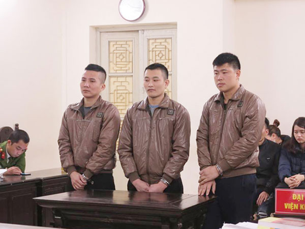 Dùng kìm phá khoá nhà dân trộm cắp hàng chục xe máy