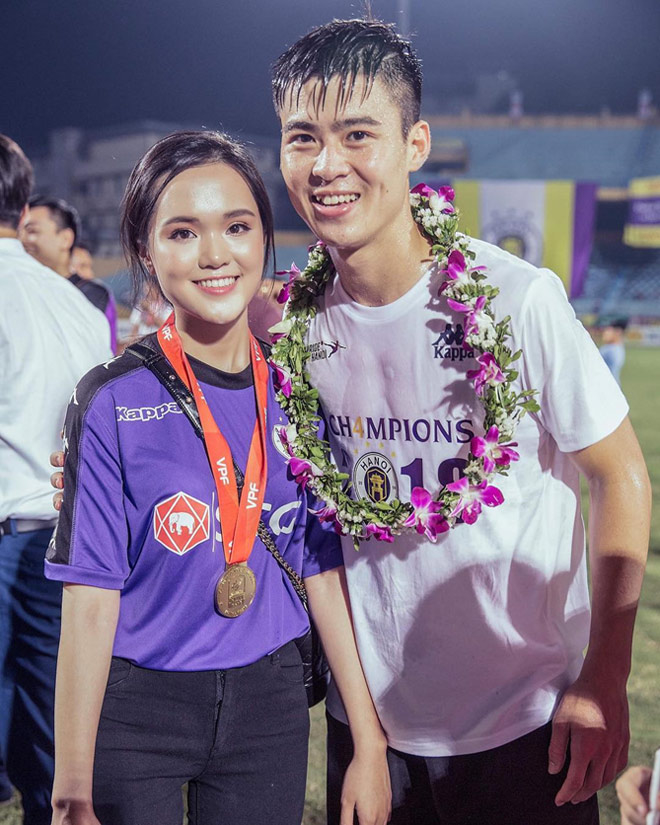 Mẹ Duy Mạnh bất ngờ tiết lộ về con người thật của công chúa béo Quỳnh Anh sau nhiều lần ra mắt Mẹ Duy Mạnh bất ngờ tiết lộ về con người thật của công chúa béo Quỳnh Anh sau nhiều lần ra mắt
