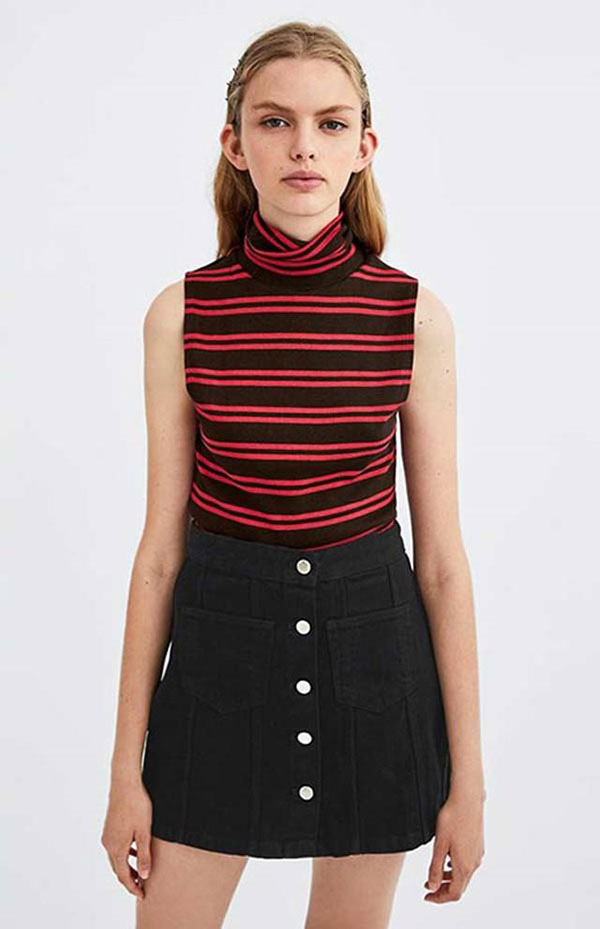 Dùng hàng hiệu trăm triệu, không ngờ áo thun rẻ bèo 300k cũng được loạt sao này tranh nhau mua