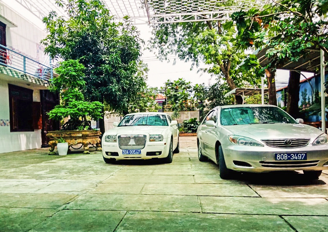 Nữ giám đốc đi siêu xe biển xanh bị tố lừa đảo 40 tỷ từ nhiều người