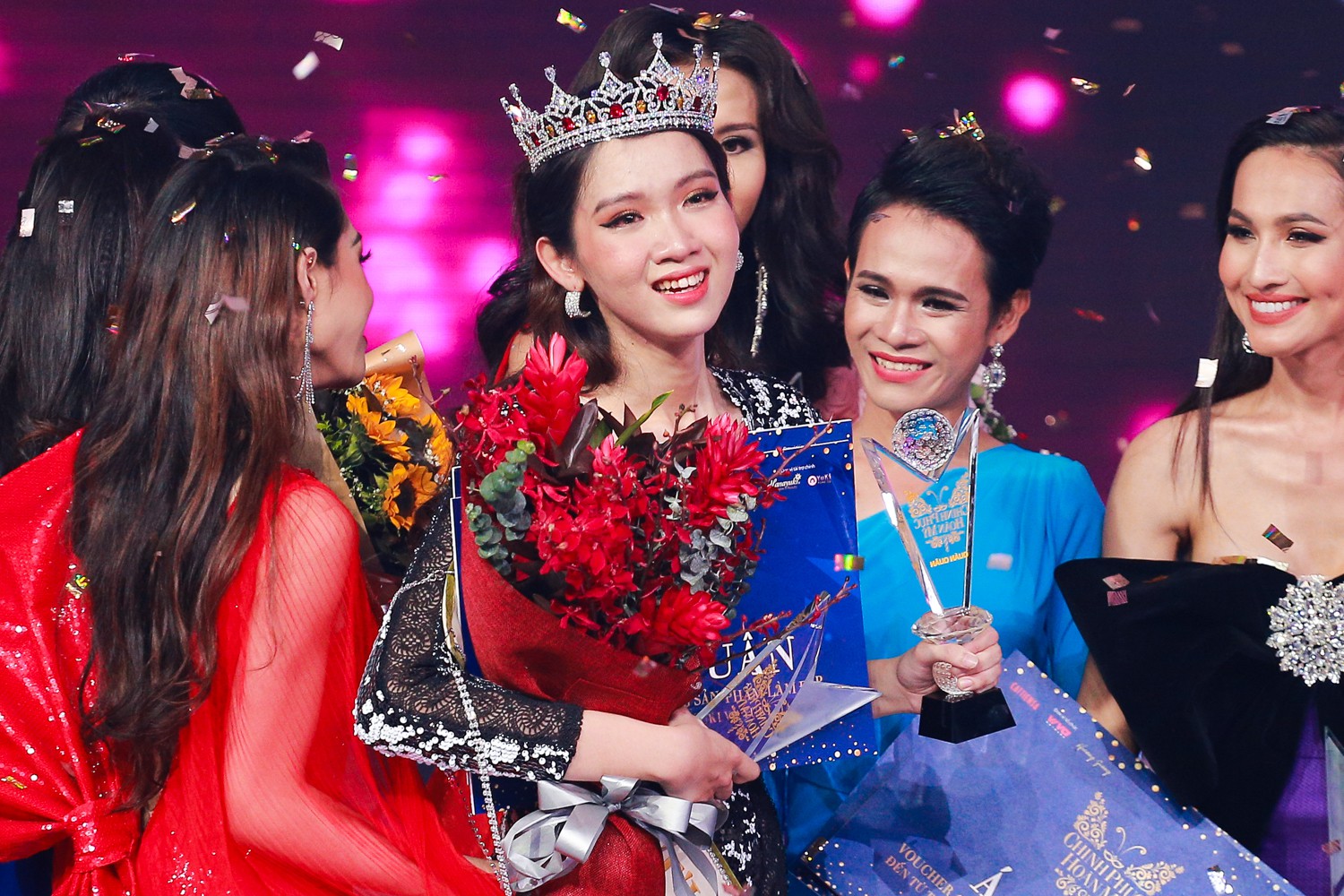 Đây là cô gái kế vị Hương Giang tham gia Hoa hậu Chuyển giới Quốc tế 2019! Đây là cô gái kế vị Hương Giang tham gia Hoa hậu Chuyển giới Quốc tế 2019!