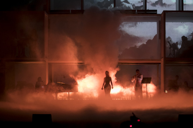 Liveshow đầu tiên của Hương Tràm: Không chỉ là đêm nhạc tôn giọng hát, mà còn lấy nước mắt khán giả với kịch bản cảm động