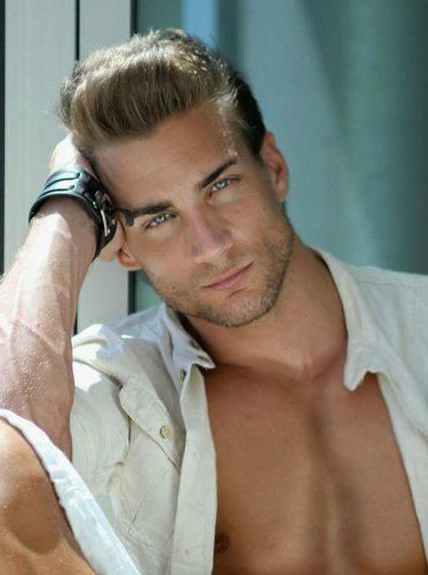 Nam giới mặt tròn nên để kiểu tóc nào dịp Tết Kỷ Hợi 2019?