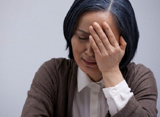 Nhờ con gái đưa đi khám bệnh, ngay tại bệnh viện, nó nói một câu mà lòng tôi tan nát, chỉ muốn chết ngay