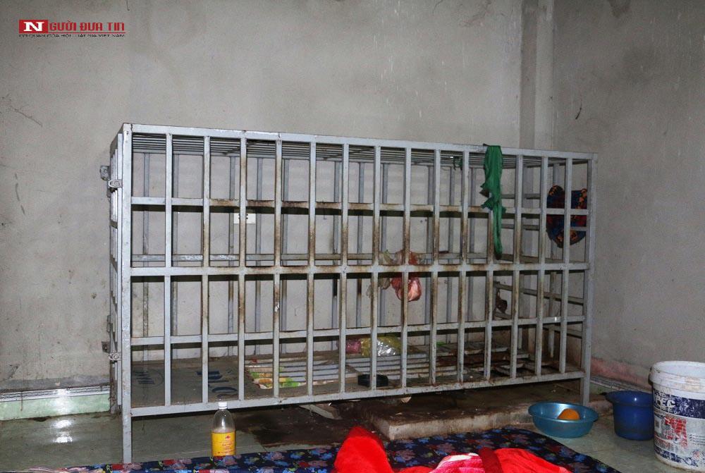 Vợ nhốt chồng trong chuồng cọp hơn 3 năm: Mẹ qua đời không được thả ra chịu tang!