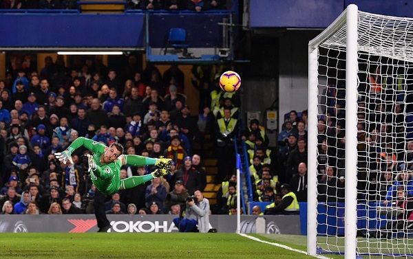 Clip: Pedro và Willian lập công, Chelsea xây chắc vị trí trong Top 4
