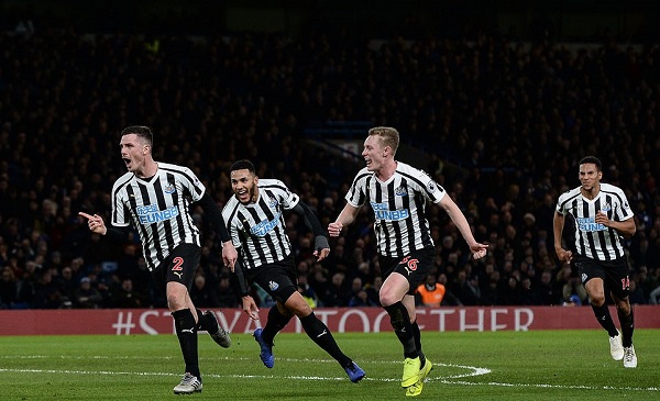 Clip: Pedro và Willian lập công, Chelsea xây chắc vị trí trong Top 4