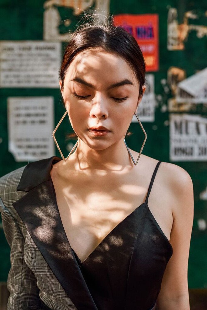Luôn mê hoặc người nhìn khi diện đồ sexy, hóa ra là vì Phạm Quỳnh Anh sở hữu đặc điểm trời ban này Luôn mê hoặc người nhìn khi diện đồ sexy, hóa ra là vì Phạm Quỳnh Anh sở hữu đặc điểm trời ban này