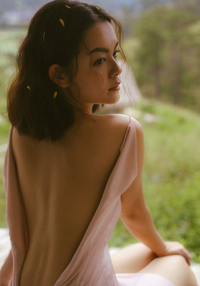 Luôn mê hoặc người nhìn khi diện đồ sexy, hóa ra là vì Phạm Quỳnh Anh sở hữu đặc điểm trời ban này Luôn mê hoặc người nhìn khi diện đồ sexy, hóa ra là vì Phạm Quỳnh Anh sở hữu đặc điểm trời ban này