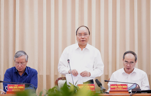 Thủ tướng: TP HCM phải so sánh với Hong Kong, Singapore để phát triển